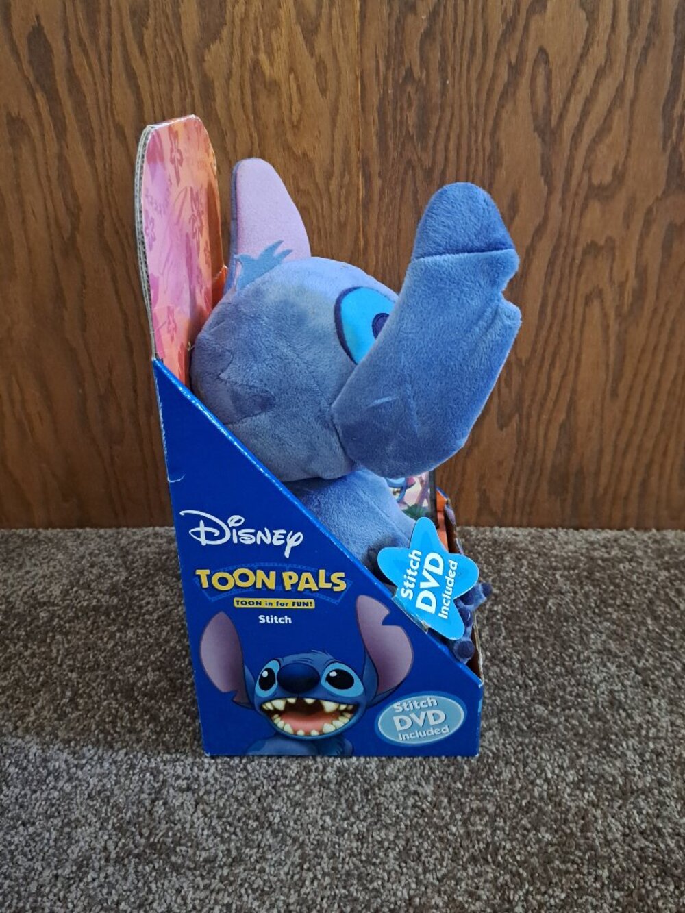 NWT Disney Toon Pals Lilo & Stitch set,includes a Stitch plush figure and DVD - Picture 4 of 7